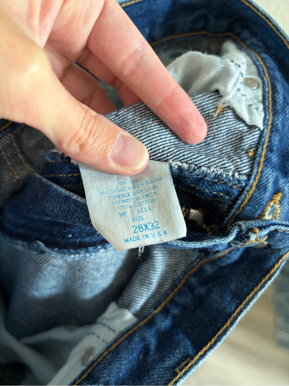 1990’s Vintage High Rise Jeans, Size 27x29 - Picture 5 of 10